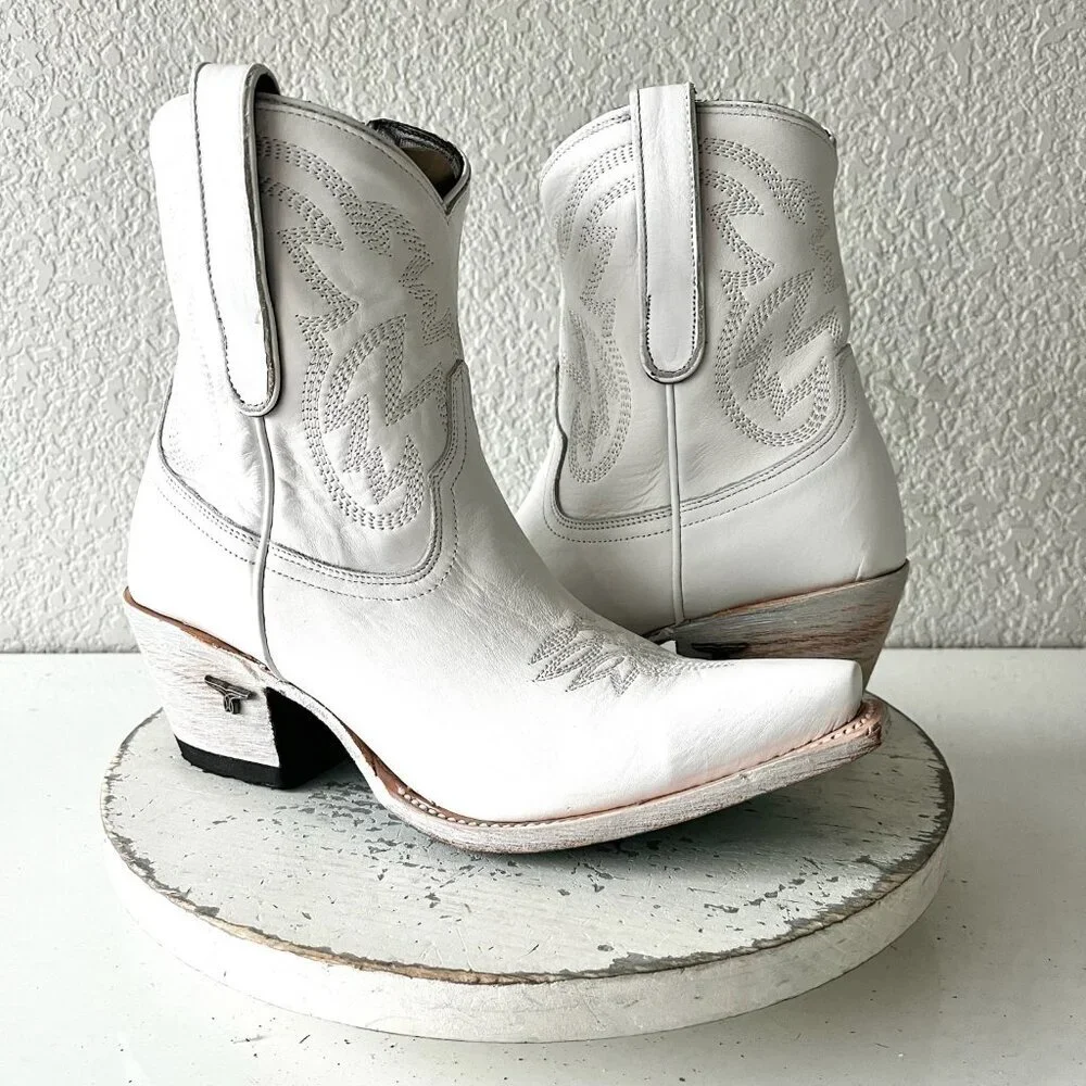 Lane SMOKESHOW White Cowboy Booties Western Cowgirl Short Ankle Boots Womens 9